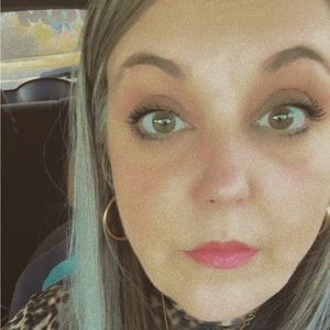 Meet your Posher, Christy